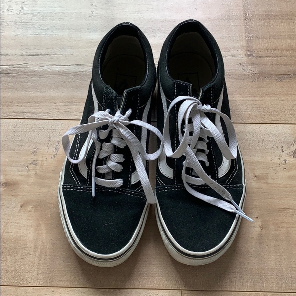 Lightly worn vans old skool sneakers